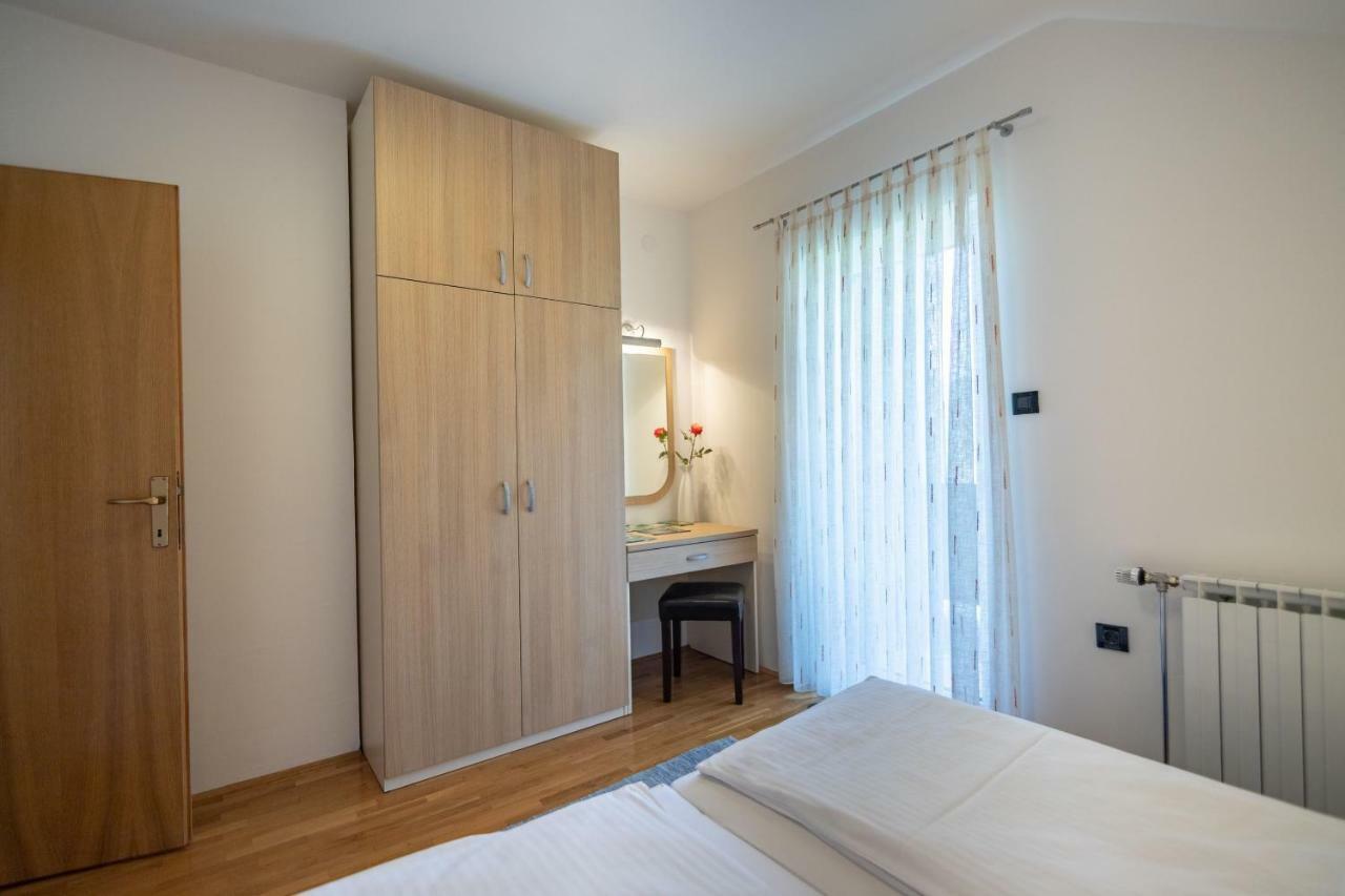 Apartments And Room Robert Korenica Zewnętrze zdjęcie